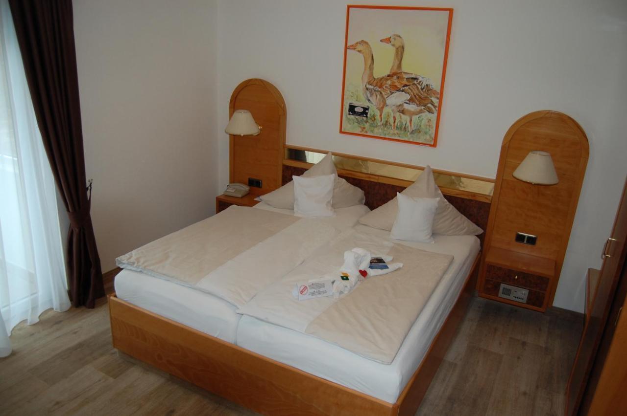 Hotel Friesengeist Wiesmoor Extérieur photo